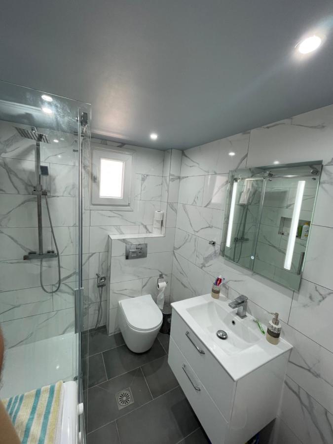 2-bedroom Luxury Family Flogita